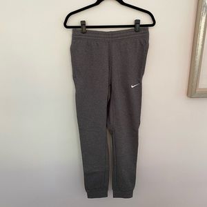 BNWT Nike Gray Sweatpants Men’s Small